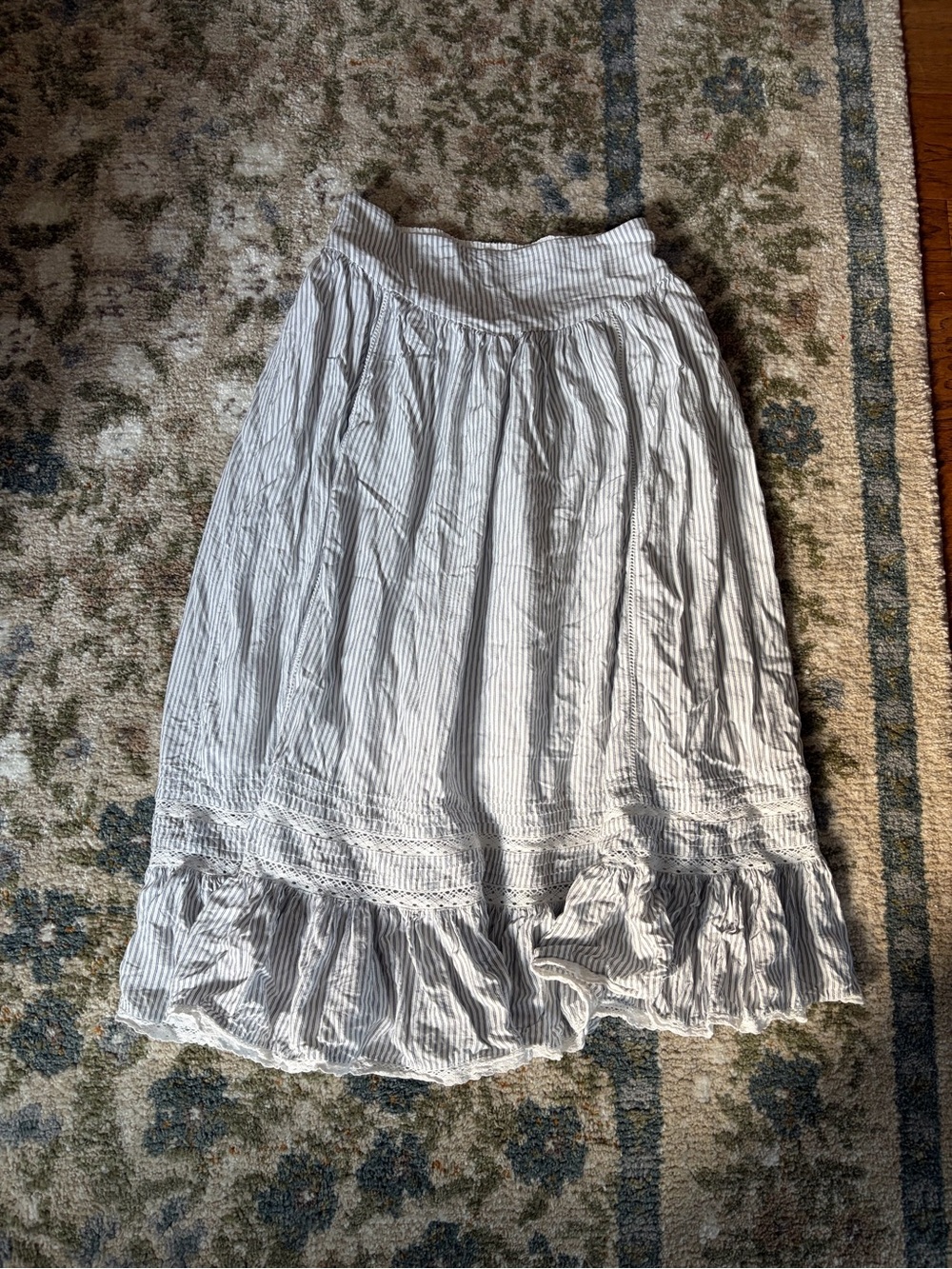 American Eagle Outfitters White and Light Blue Striped Ruffle Hem Skirt